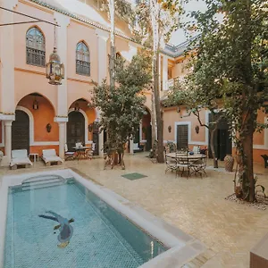 3* رياد رياض لو بيروكويت بلو سويتس آند سبا